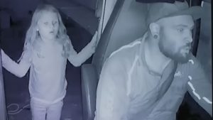 Τέξας: Σοκ με τις τελευταίες στιγμές της 7χρονης που δολοφονήθηκε από κούριερ – “Είσαι απαγωγέας;” (βίντεο)