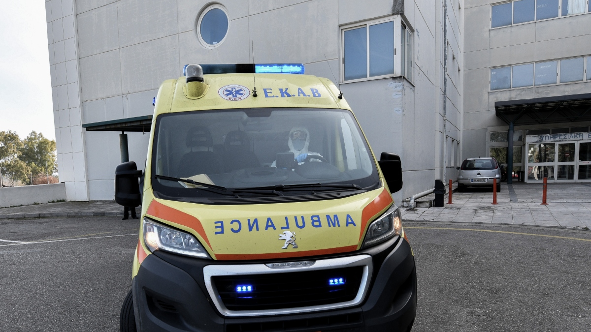 Πύργος: 2χρονο αγοράκι ήπιε χλωρίνη και ο παππούς του το άρπαξε από το νοσοκομείο