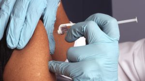 Εμβολιασμός: Μας προστατεύει από περισσότερες από 30 λοιμώξεις και θανατηφόρες ασθένειες