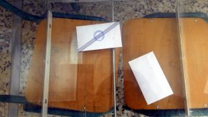 Δημοσκόπηση Interview: Προβάδισμα 12,2% με πτώση για τη ΝΔ – Δεύτερο το ΠΑΣΟΚ, τρίτο το κόμμα Καρυστιανού