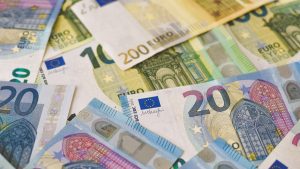 Πρωτογενές πλεόνασμα 12,1 δισ. ευρώ ανακοίνωσε για το 2025 η ΕΛΣΤΑΤ – Στο 4,9% του ΑΕΠ