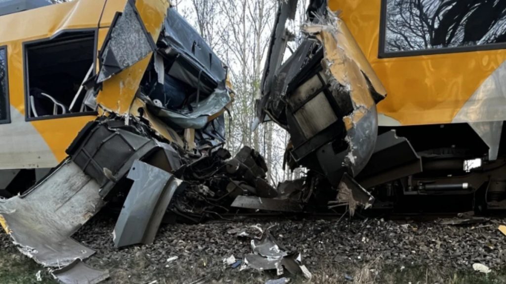 Δανία: Μετωπική σύγκρουση δύο τρένων βόρεια της Κοπεγχάγης – Πληροφορίες για πολλούς τραυματίες