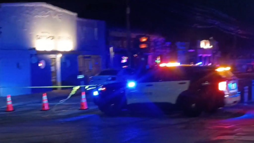 ΗΠΑ: Πυροβολισμοί έξω από εστιατόριο στο Όστιν – Αναφορές για πολλούς τραυματίες