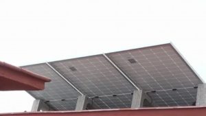 Παπασταύρου: “Με τα ‘φωτοβολταϊκά στο μπαλκόνι’ την ενεργειακή Δημοκρατία”