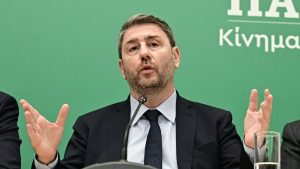 Ο Ανδρουλάκης ανοίγει συζήτηση 32ωρο ή 35ωρο με πλήρεις αποδοχές – “Θα τολμήσουμε να αλλάξουμε κατεύθυνση;”