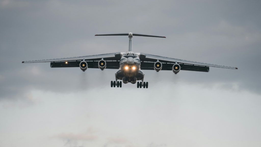 Συντριβή ρωσικού μεταγωγικού αεροσκάφους στην Κριμαία – 29 νεκροί