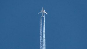 Λήψη μέτρων για τα καύσιμα αεροσκαφών και μειωμένοι φόροι στο ρεύμα – Τι προτείνει ο Ευρωπαίος επίτροπος Ενέργειας