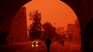 Αφρικανική σκόνη: Το «ταξίδι» της μέσα από εντυπωσιακές δορυφορικές εικόνες (Βίντεο)