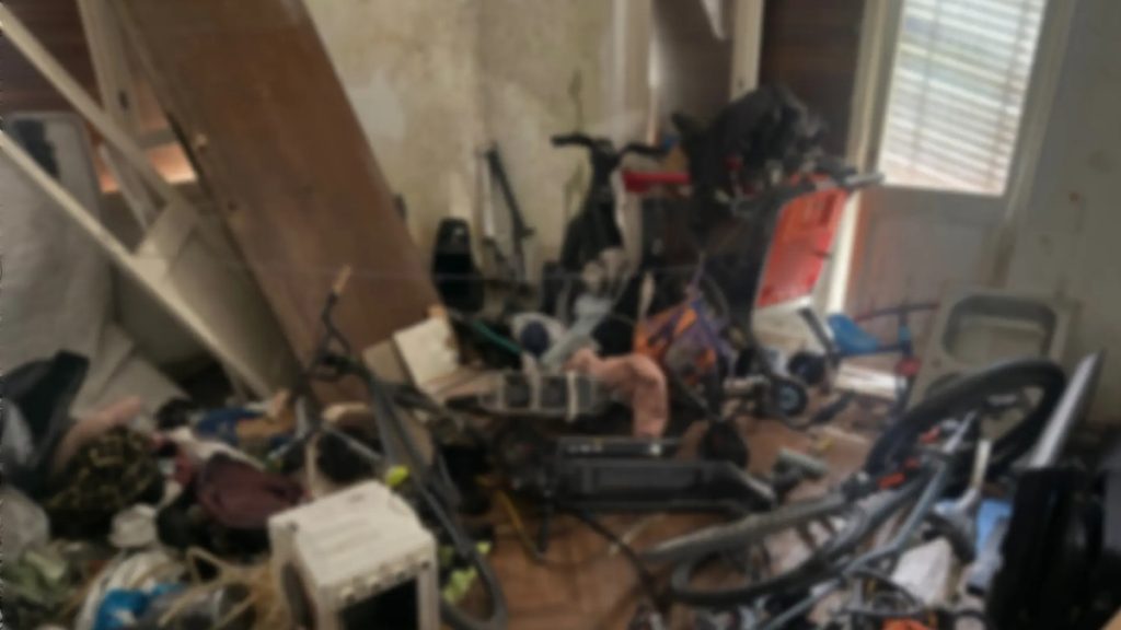 Άγιος Παντελεήμονας: Εντοπίστηκε διαμέρισμα που χρησιμοποιούνταν για την αποθήκευση και αποσυναρμολόγηση κλεμμένων δικύκλων