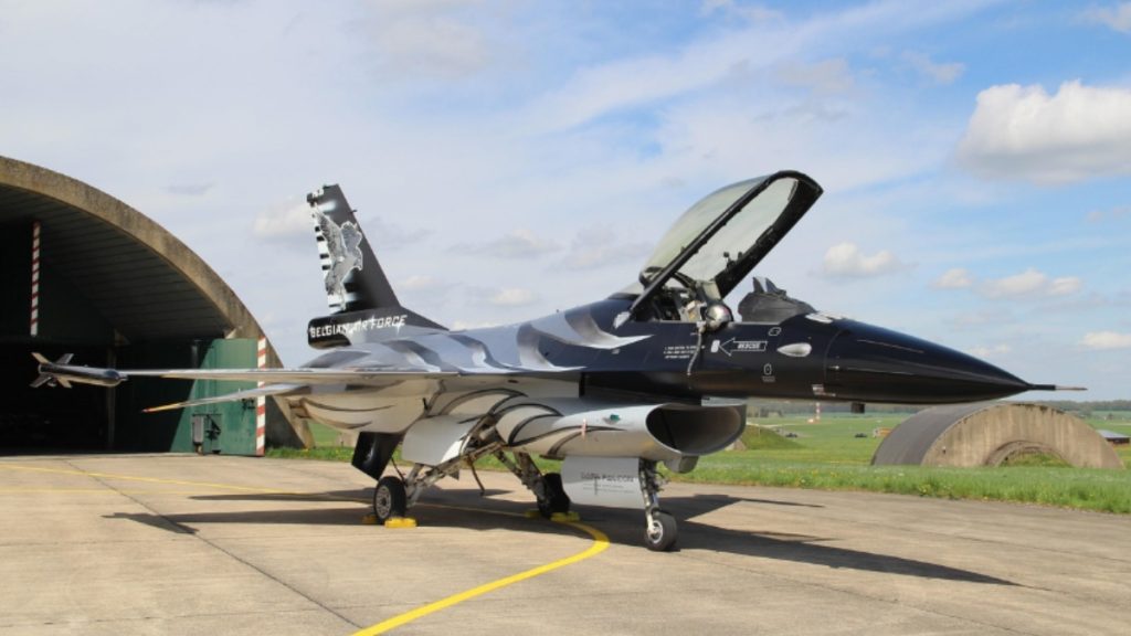 Ιράν: Στα 2.200 μέτρα έφτασε ο πιλότος του F-15 για να σωθεί – Πώς κατάφερε να επιβιώσει 36 ώρες σε εχθρικό έδαφος