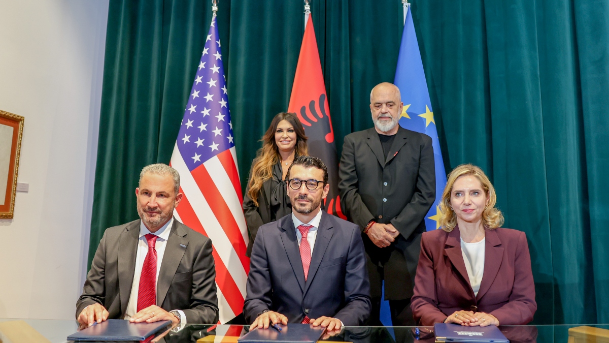 Η AKTOR LNG USA και η ALBGAZ υπέγραψαν 20ετή συμφωνία για την πώληση αμερικανικού LNG