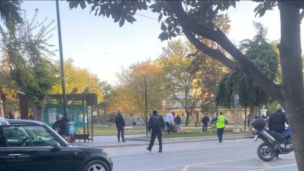 Τρόμος στην Αλεξανδρούπολη: Άνδρας με μαχαίρι «σκόρπισε» τον πανικό στη Λεωφόρο Δημοκρατίας