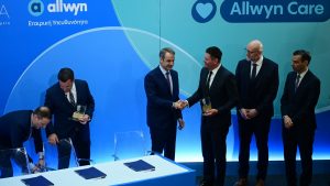 Allwyn: Υπογράφηκε μνημόνιο συνεργασίας για την ανακαίνιση του Νοσοκομείου “Μεταξά” παρουσία του Κυριάκου Μητσοτάκη