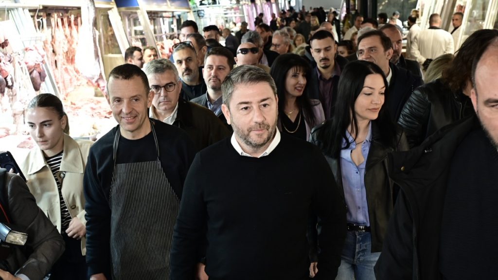 Ανδρουλάκης: “Η κυβέρνηση δεν δίνει λύσεις στα προβλήματα του ελληνικού λαού, αλλά παράγει συνεχώς σκάνδαλα και διαφθορά”