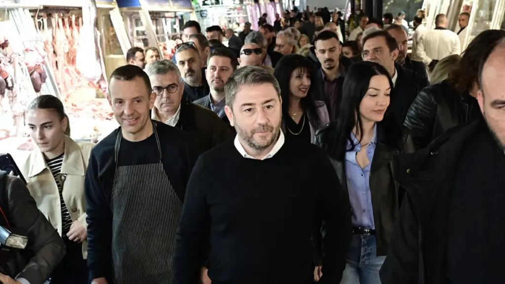 Ανδρουλάκης: “Η κυβέρνηση δεν δίνει λύσεις στα προβλήματα του ελληνικού λαού, αλλά παράγει συνεχώς σκάνδαλα και διαφθορά”