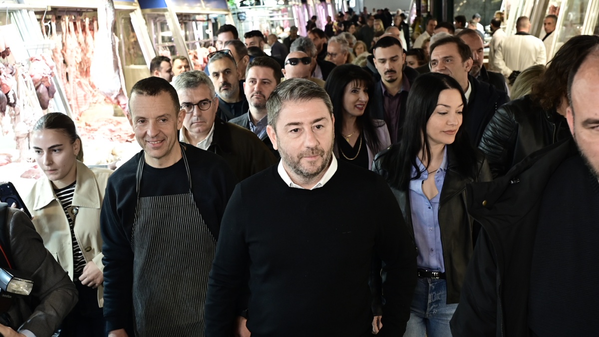 Ανδρουλάκης: “Η κυβέρνηση δεν δίνει λύσεις στα προβλήματα του ελληνικού λαού, αλλά παράγει συνεχώς σκάνδαλα και διαφθορά”