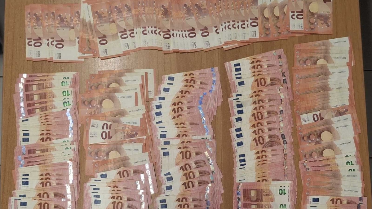 Συνελήφθησαν τρία άτομα για τηλεφωνικές απάτες σε Κατερίνη και Θεσσαλονίκη