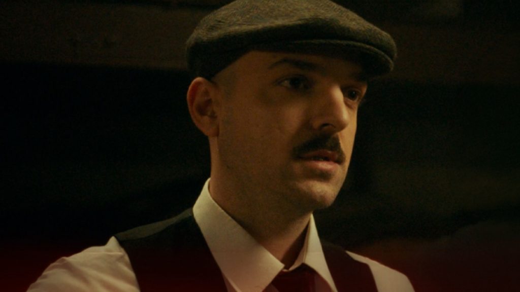 Apon: Κυκλοφόρησε το εντυπωσιακό music video για το τραγούδι του με τίτλο «Ρεμπέτικο» (vid)