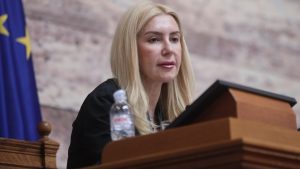 ΟΠΕΚΕΠΕ: Νέοι διάλογοι που “καίνε” την Φωτεινή Αραμπατζή – “Πότε θα πληρώσουμε, δεν έχω μούτρα για τον Γιώργο”