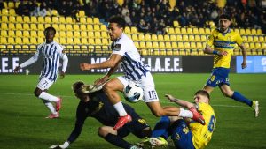 Παναιτωλικός – Ατρόμητος 1-1: Με αντεπίθεση διαρκείας έσωσαν τον βαθμό οι Περιστεριώτες