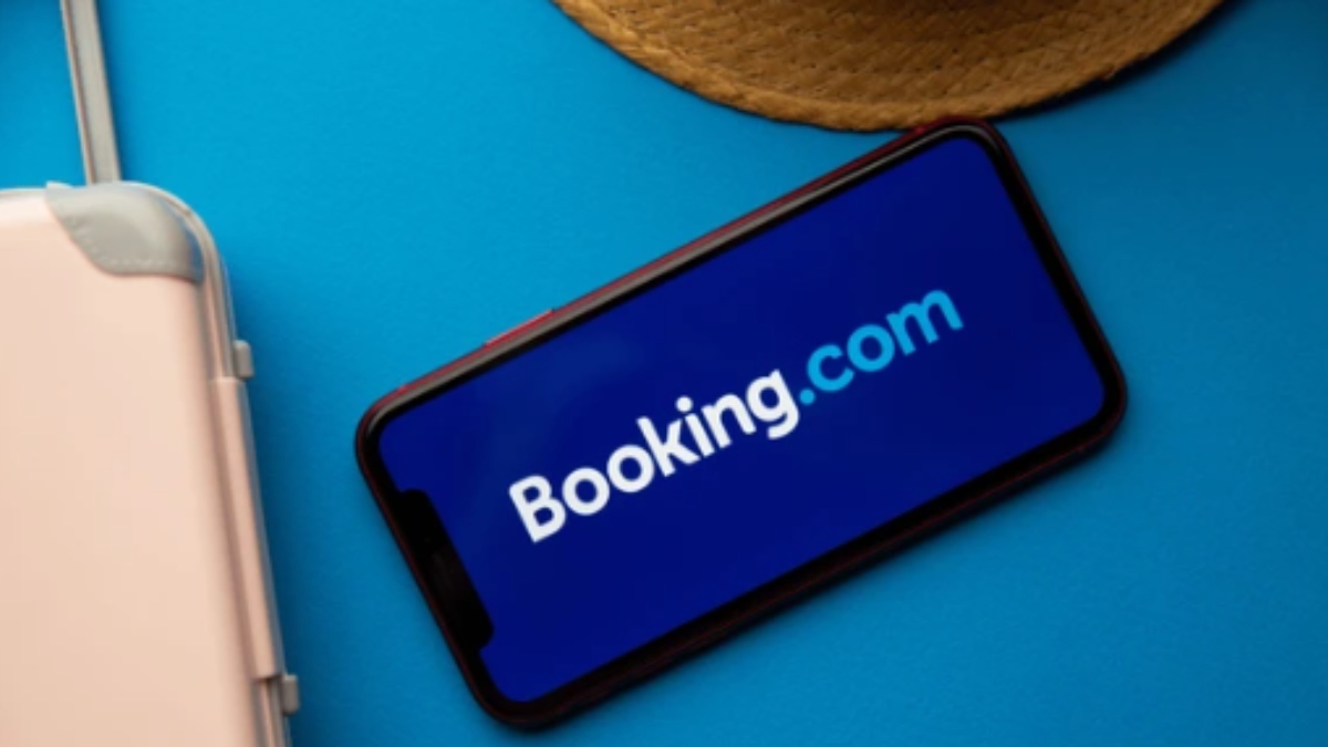 Booking.com: Χάκερς «επιτέθηκαν» στην πλατφόρμα και διέρρευσαν κρατήσεις και προσωπικά στοιχεία 