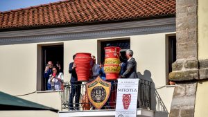 Κέρκυρα: Στο νοσοκομείο γυναίκα μετά από ατύχημα στους Μπότηδες –  Κανάτα έπεσε και έσπασε στο κεφάλι της