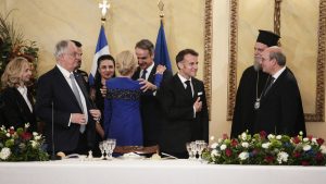 Λαμπερή δεξίωση στο Προεδρικό Μέγαρο: Ποιοι έδωσαν το παρών – Η Μπριζίτ, η Δάφνη, ο Αλιάγας και οι επιχειρηματίες