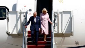 Ελισάβετ Β΄: Η καρφίτσα της που έκλεψε τις εντυπώσεις στην επίσκεψη του βασιλικού ζεύγους στις ΗΠΑ (pics)