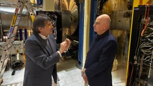 Επίσκεψη Δένδια στο ΜΙΤ – Συναντήθηκε με καθηγητές του πανεπιστημίου