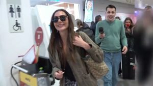 Δέσποινα Βανδή: Θα εμφανίζεται στο Hotel Ερμού; Η on camera αντίδραση της τραγουδίστριας