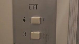 Η απρόσμενη αντίδραση διανομέα που δεν του έδωσαν φιλοδώρημα (βίντεο)