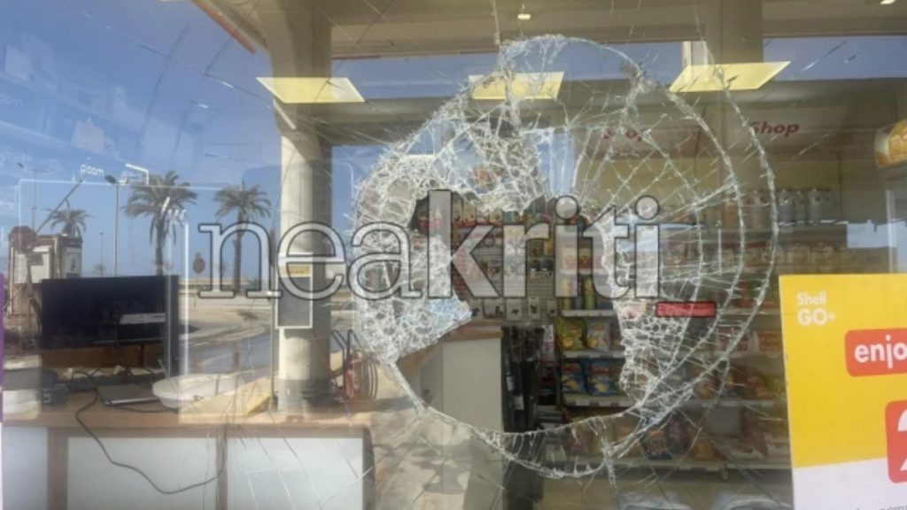 Διάρρηξη βενζινάδικου στο Ηράκλειο – Άρπαξαν χρήματα και τσιγάρα (βίντεο+φωτογραφίες)