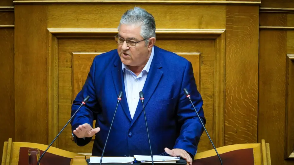 Κουτσούμπας: «Κανένα επικοινωνιακό παιχνίδι, ούτε παραιτήσεις και ανασχηματισμοί σώζουν την κυβέρνηση»