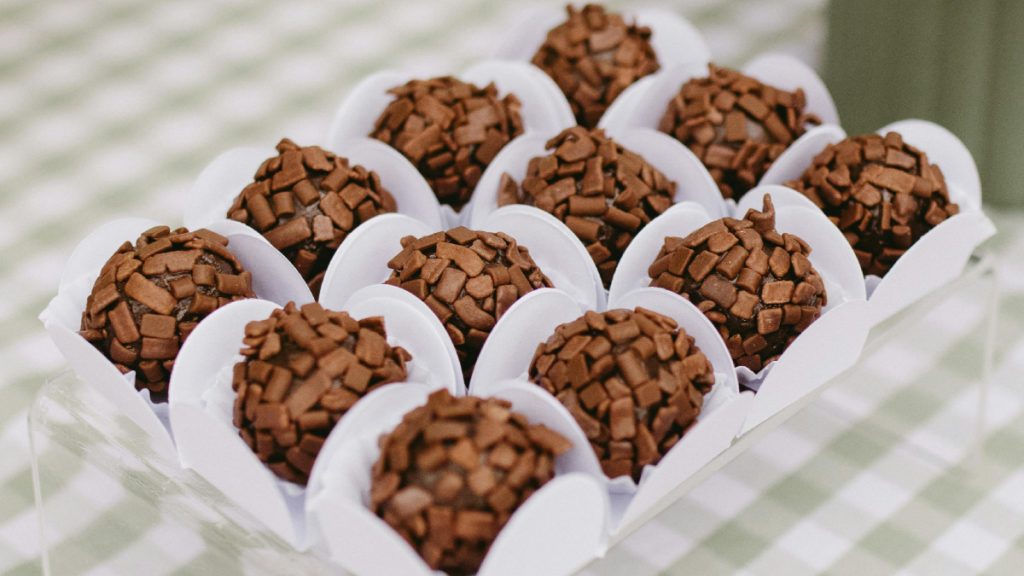 Εορτολόγιο: Ποιοι γιορτάζουν σήμερα 16 Απριλίου