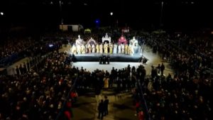 Θεσσαλονίκη: Συναντήθηκαν στην Πλατεία Αριστοτέλους οι πέντε Επιτάφιοι (Βίντεο)