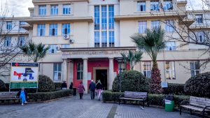 Πυροβολισμοί στο Εφετείο: Εξιτήριο για τις τέσσερις τραυματίες – Παραμένει στο νοσοκομείο ο υπάλληλος του ΕΦΚΑ