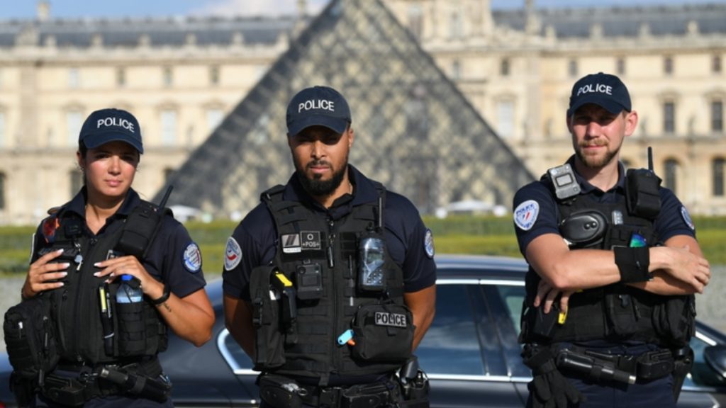 Γαλλία: Εφιάλτης για παιδί – Ο πατέρας του το κρατούσε κλεισμένο σε βαν για έναν χρόνο