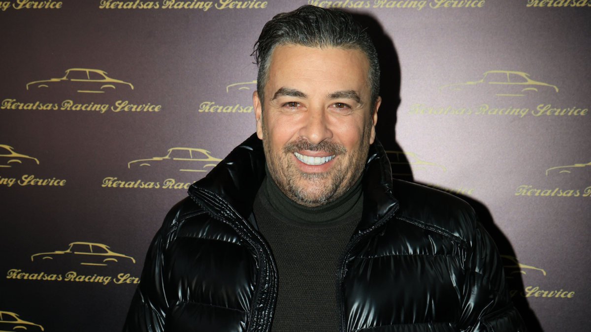 Γιάννης Αϊβάζης: Συμμετέχει σε ταινία διεθνούς παραγωγής – Έχει μετακομίσει προσωρινά στο Λονδίνο