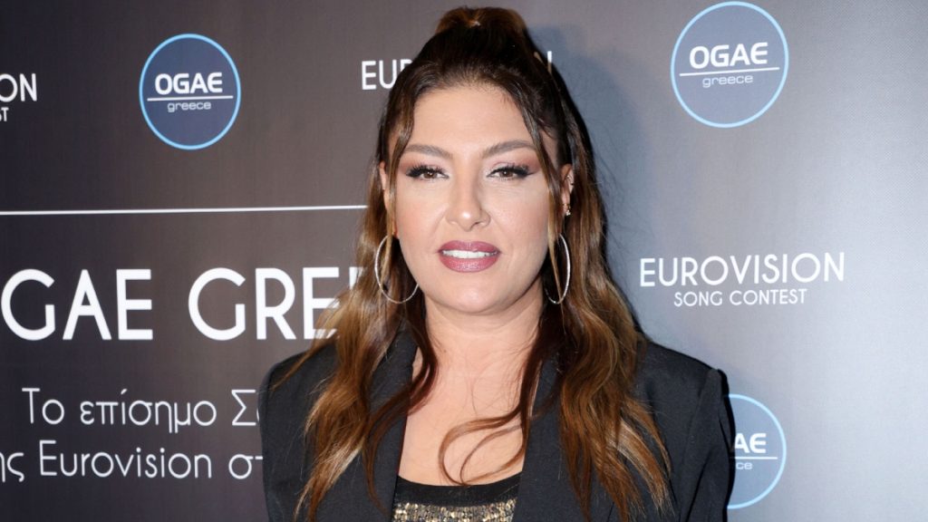 Έλενα Παπαρίζου: Ο κιθαρίστας των Deep Purple δηλώνει θαυμαστής της – «Είναι φανταστική»