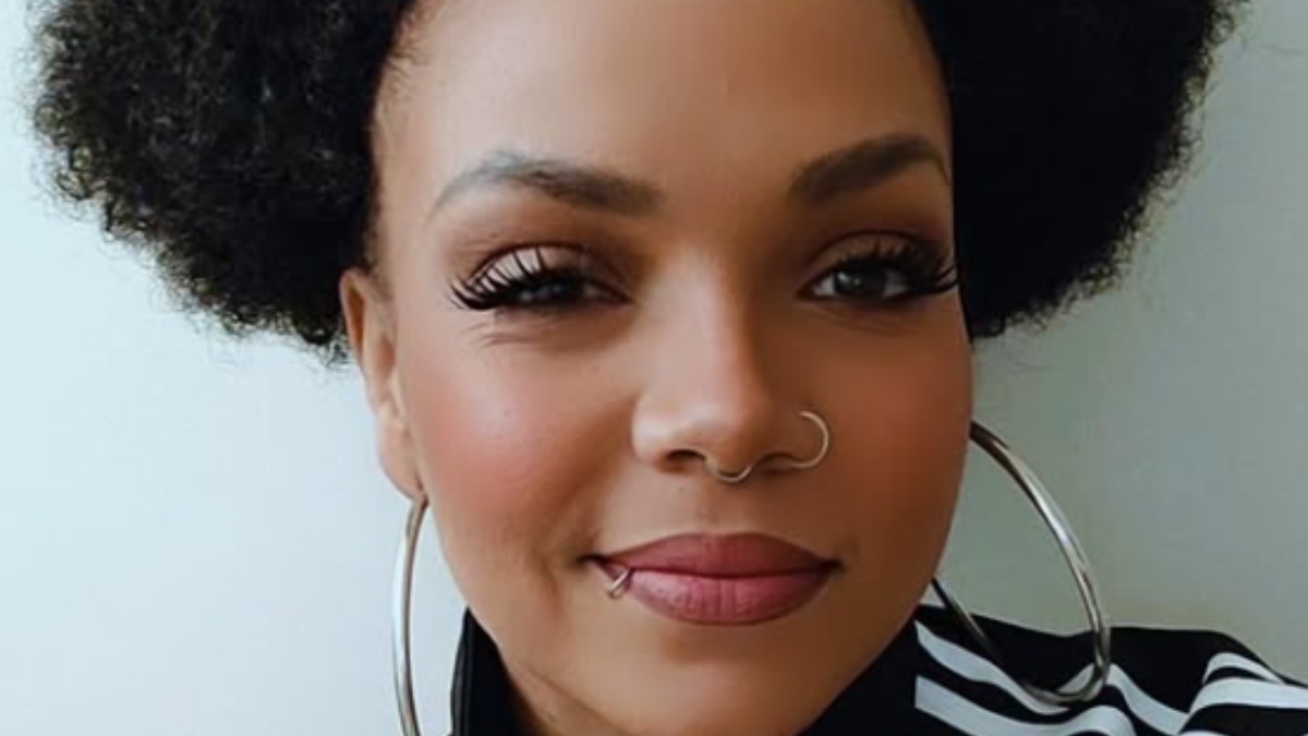 Idra Kayne: Το βιογραφικό της τραγουδίστριας και “βασίλισσας” της soul funk