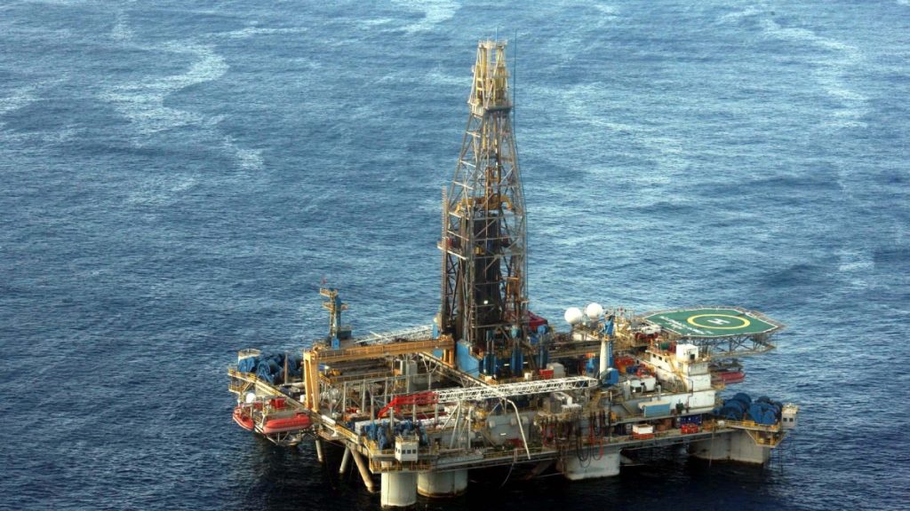 Υπογράφεται σήμερα η σύμβαση για ερευνητική γεώτρηση στο Ιόνιο