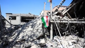 Ιράν: Σε «ελεύθερη πτώση» η οικονομία της χώρας – «Ορισμένα προϊόντα κοστίζουν τρεις φορές επάνω» λένε οι πολίτες