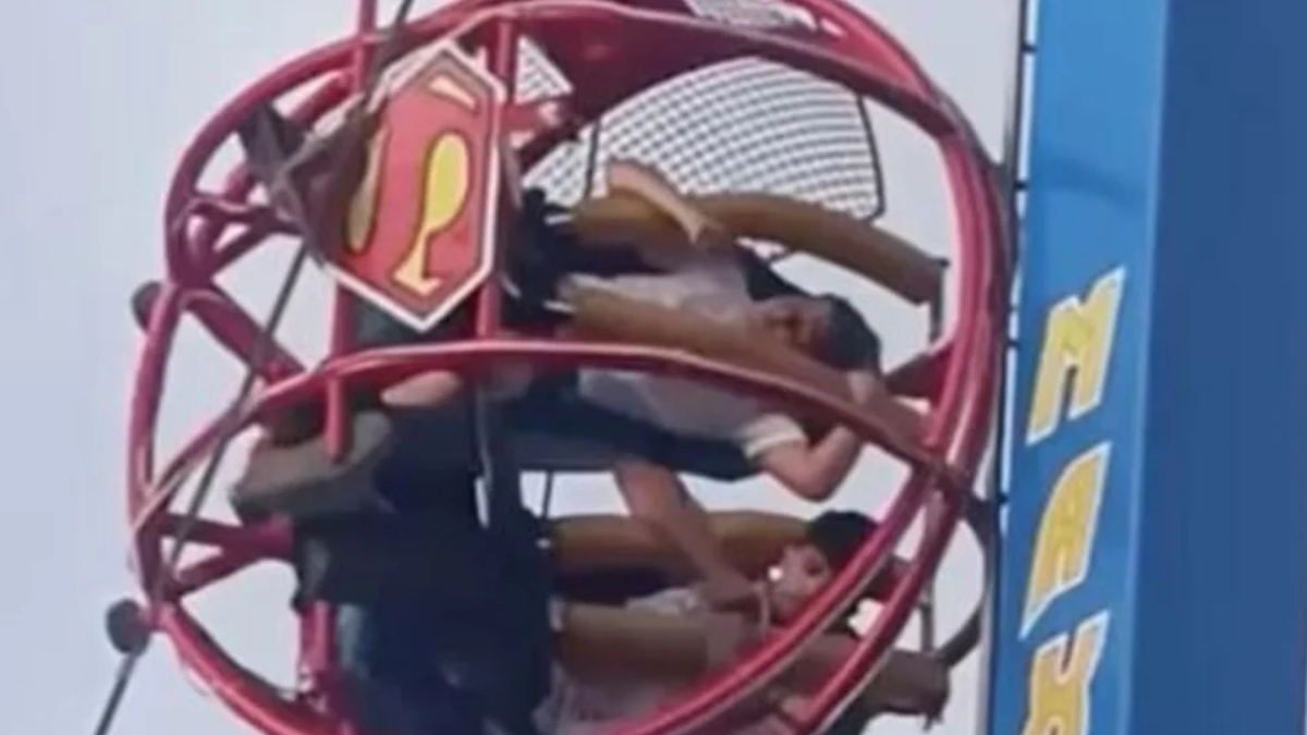 Σεβίλλη: Τρομακτικό ατύχημα σε λούνα παρκ – Κόπηκε καλώδιο στον αέρα (Βίντεο)