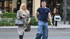 Κατερίνα Καινούργιου: Η νέα φωτογραφία του Παναγιώτη Κουτσουμπή μέσα από το μαιευτήριο