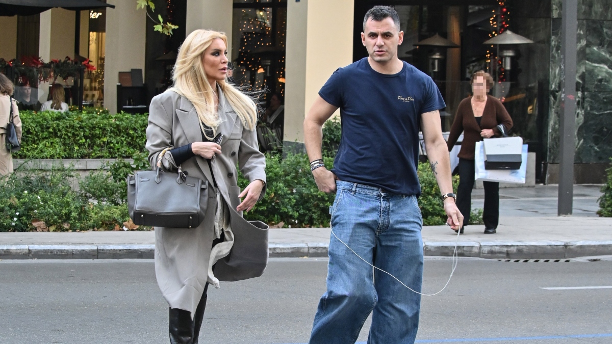 Κατερίνα Καινούργιου: Η νέα φωτογραφία του Παναγιώτη Κουτσουμπή μέσα από το μαιευτήριο