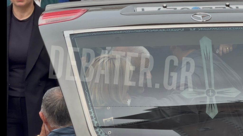 Πατέρας της 19χρονης Μυρτούς: “Να σταματήσει η λάσπη προς το πρόσωπο του παιδιού μου, δολοφονήθηκε 150 μέτρα από το σπίτι μου”