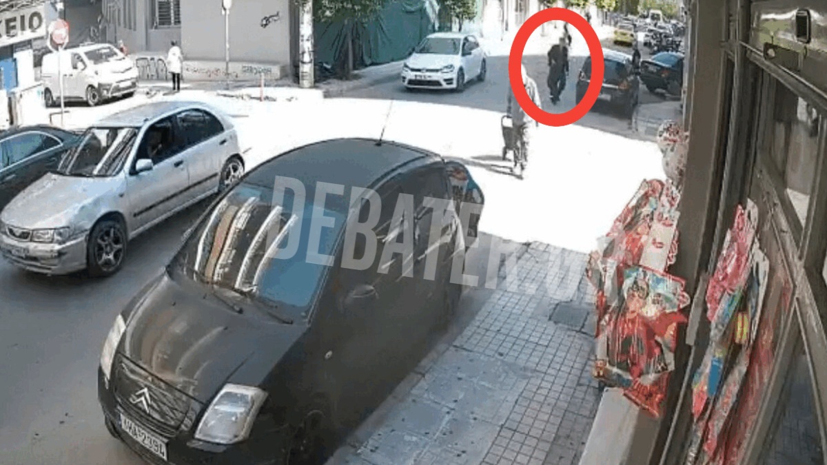 Βίντεο ντοκουμέντο με τον 89χρονο να κρατά την καραμπίνα – Τραυμάτισε 5 άτομα σε ΕΦΚΑ Κεραμεικού και Εφετείο