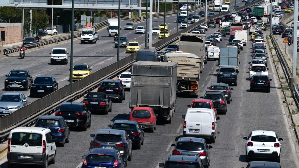 Κίνηση: Μποτιλιάρισμα στον Κηφισό – Συμφόρηση στην Κηφισίας λόγω τροχαίου