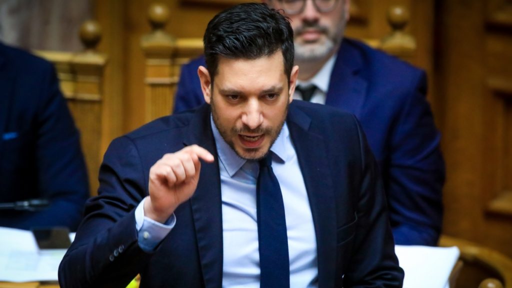 “Πυρά” Κυρανάκη κατά Κωνσταντοπούλου: “Θέλει να δημιουργήσει χάος στη δίκη των Τεμπών για να τη διακόψει”