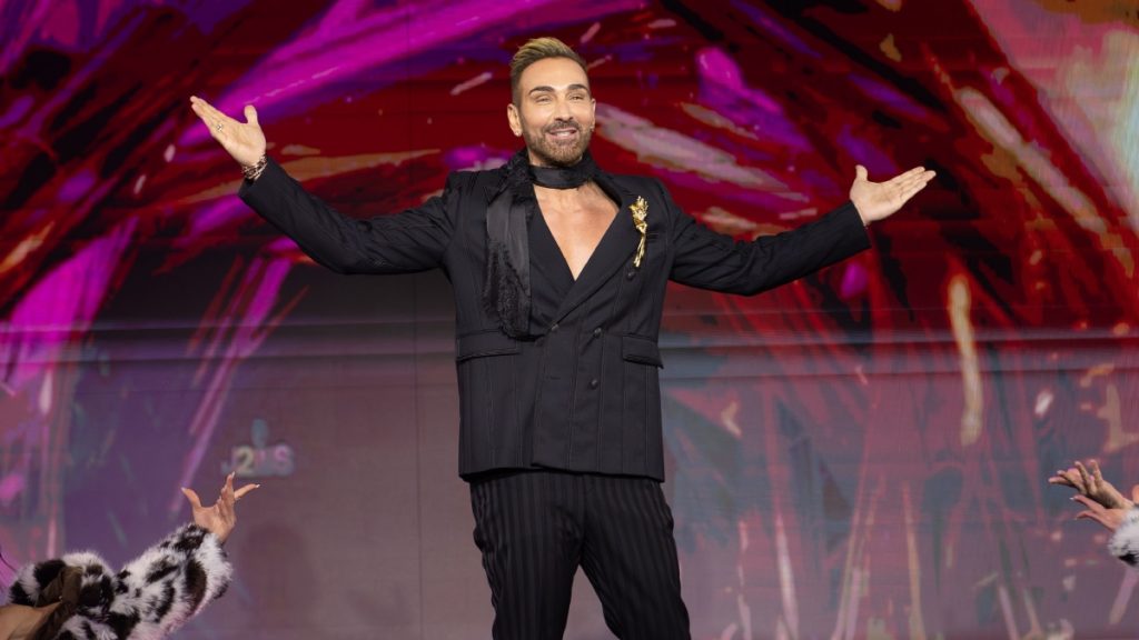 Το J2US… παρτάρει και αυτό το Σάββατο με τη διασκέδαση στα ύψη! Όλα όσα θα δούμε στο αυριανό live